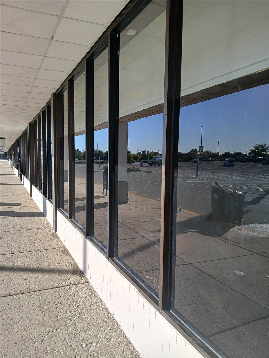 Storefront window washing