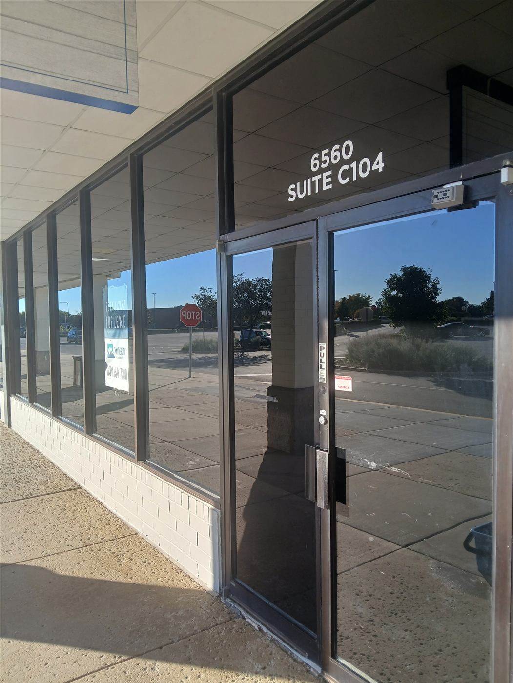 Retail suite entrance windows cleaned
