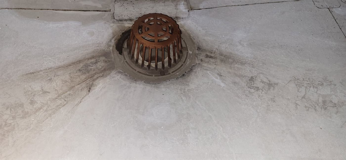 Roof inspection: roof drain